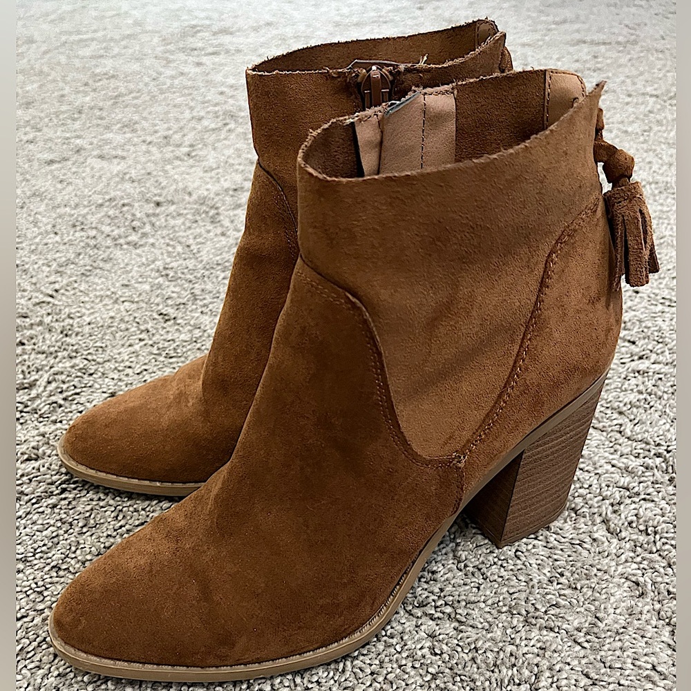Brown Camel Ankle Western Heeled Boots👢